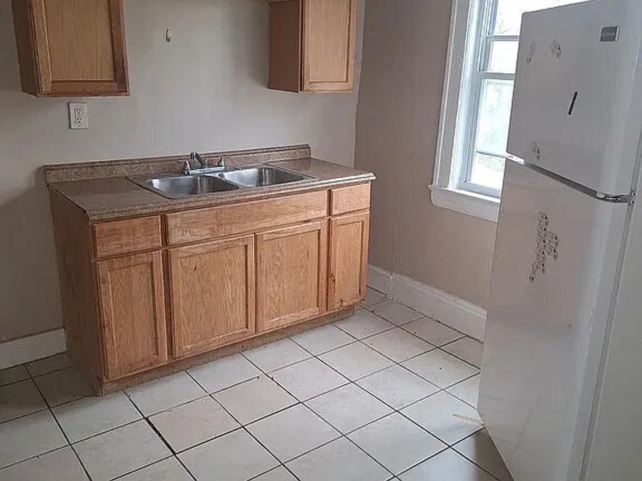 Foto del edificio - 3438 E 140th St