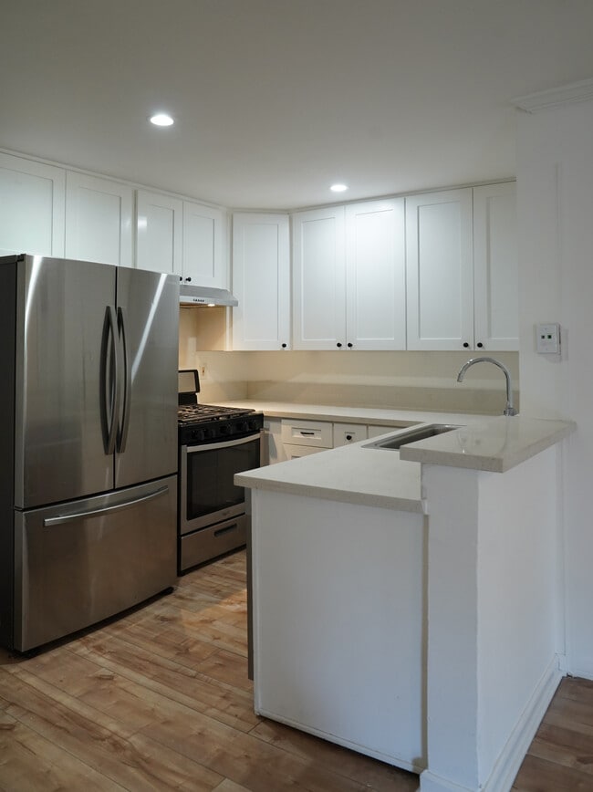 Foto del edificio - 7254 Vassar Ave