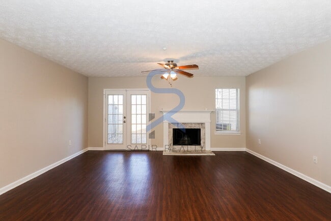 Foto del edificio - Suburban Serenity, Atlanta Proximity – Elegant 2BR/2.5BA in Wellington Chase