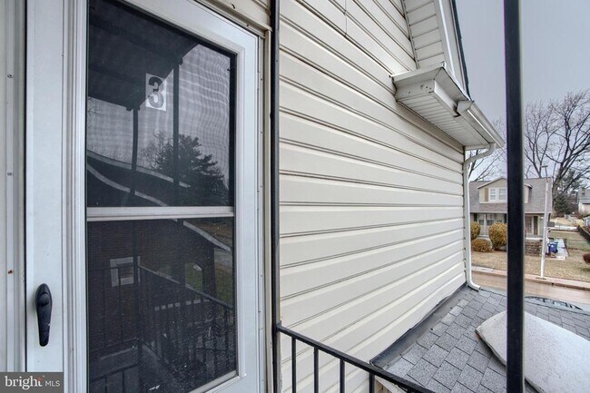 Foto del edificio - 3807 Fleetwood Ave