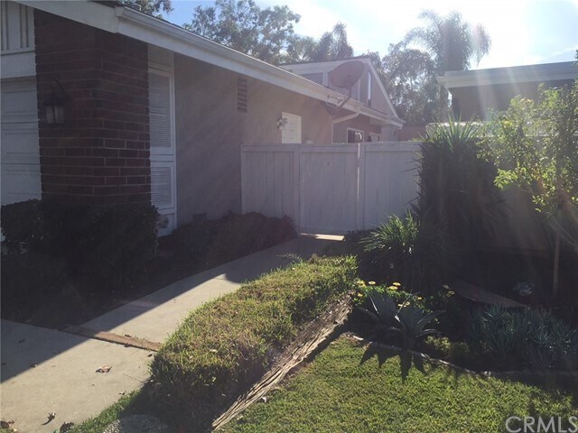 Building Photo - 24822 Oak Creek Ln