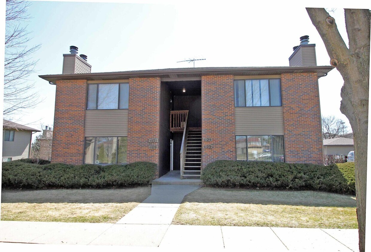 1119 Kane St Unit 1119, South Elgin, IL 60177 Condo for Rent in South