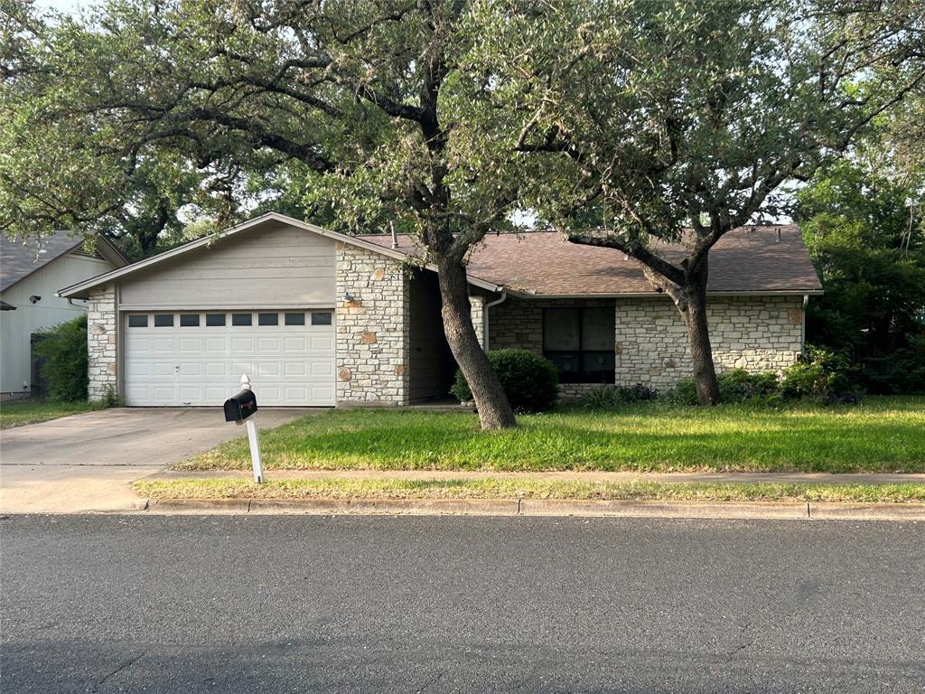 Foto principal - 4903 Summerset Trail