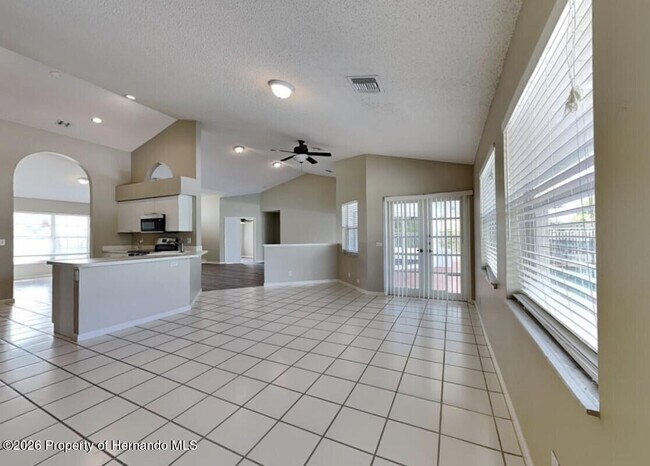 Foto del edificio - 1502 Overland Dr