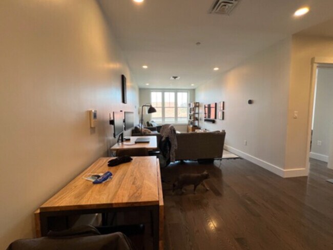 Foto del edificio - 432 McGrath Hwy