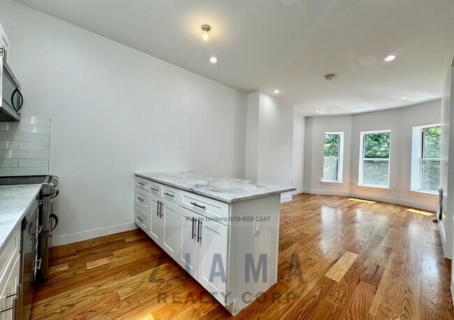 Foto del edificio - 595 Eastern Pkwy