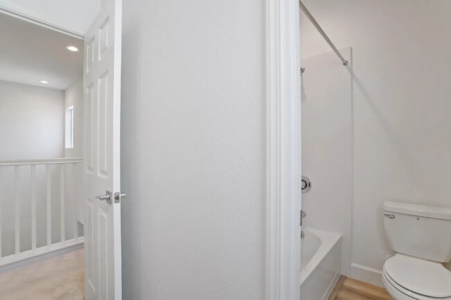 Foto del edificio - 2926 Granger St