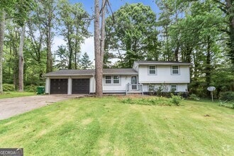 Building Photo - 5136 Rock Glen Dr