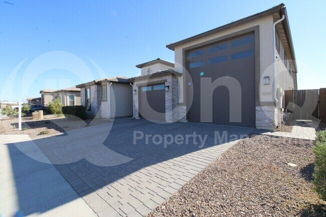 Foto del edificio - 12727 W Sierra Vista Dr