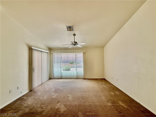 Foto del edificio - 2821 Byron Dr