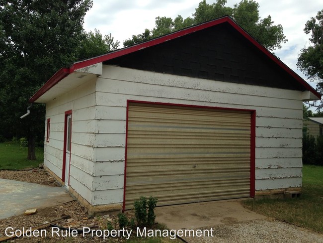 Building Photo - 11 Ensign Dr