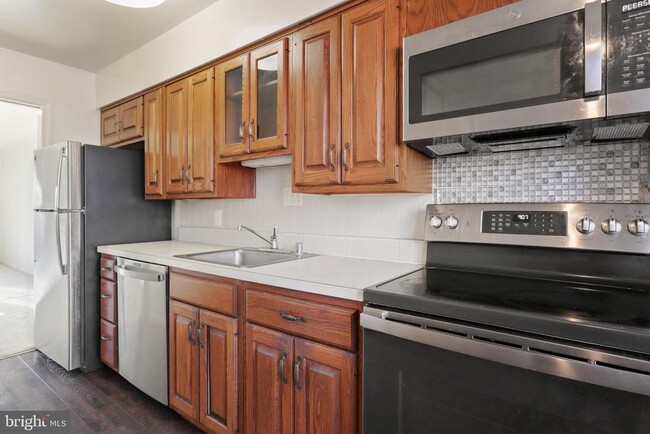 Foto del edificio - 1454 N Quinn St