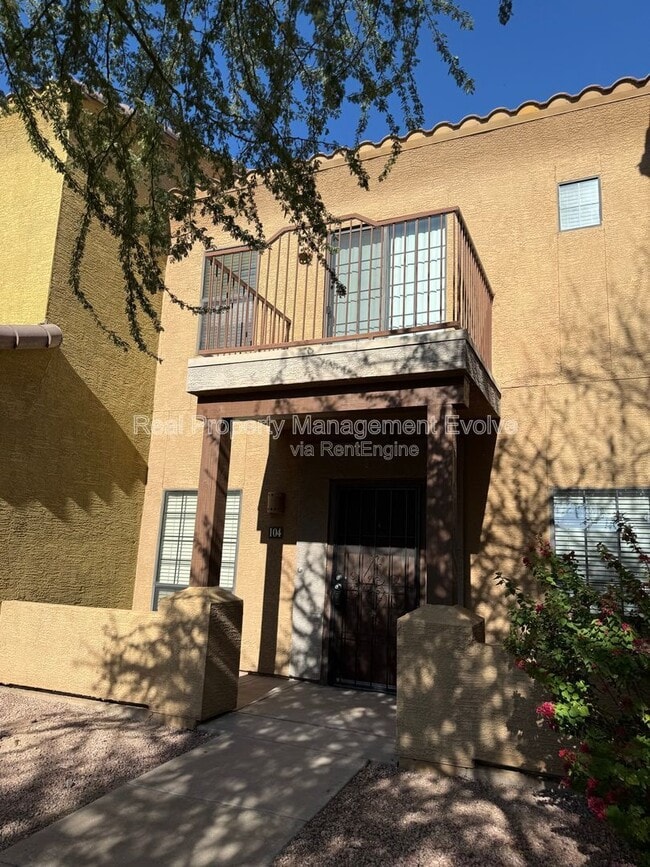 Building Photo - 1702 E Bell Rd