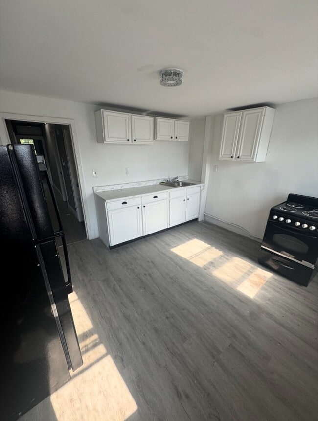 Photo - 618 N Bouldin St Apartment
