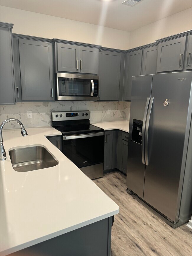 Building Photo - 6544 Wilford Ct