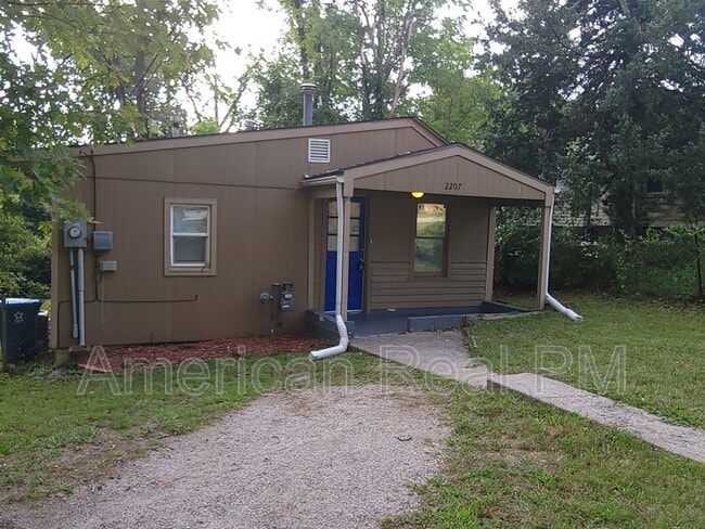 Foto del edificio - 2207 S Glenwood Ave