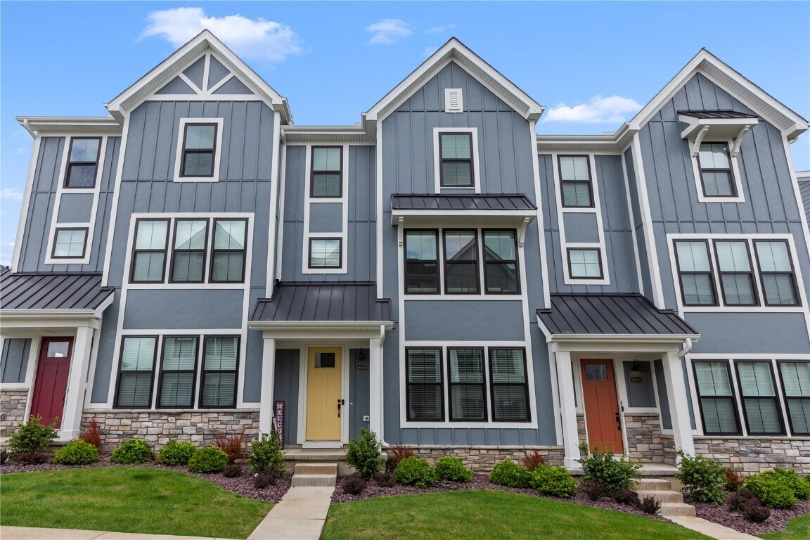 Foto principal - 16505 Honey Locust Dr