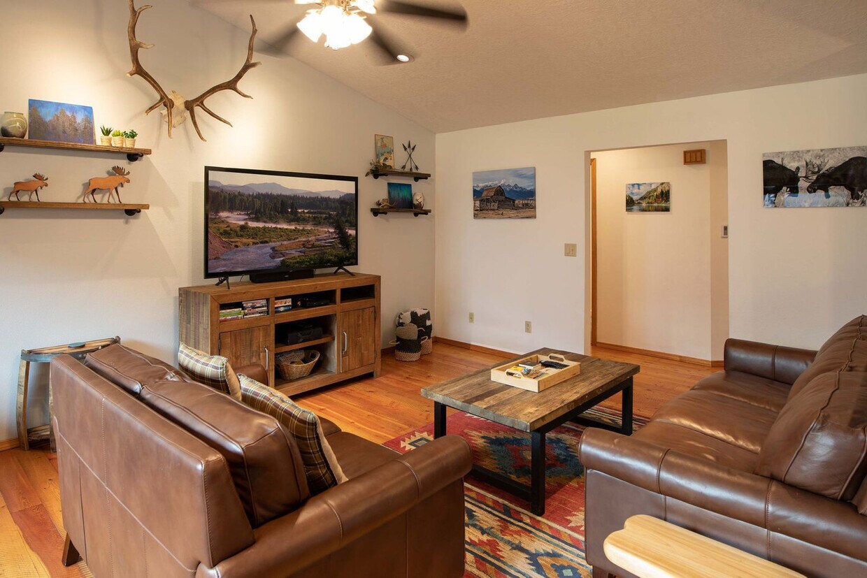 Foto principal - 521-523 3 Rivers Dr