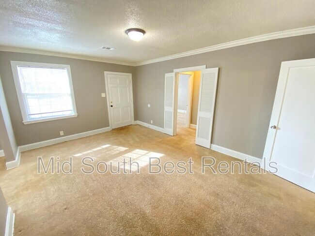 Building Photo - 4078 Kimball Ave
