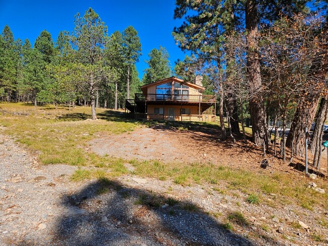 Building Photo - Beautiful Mountain Home Ready Now