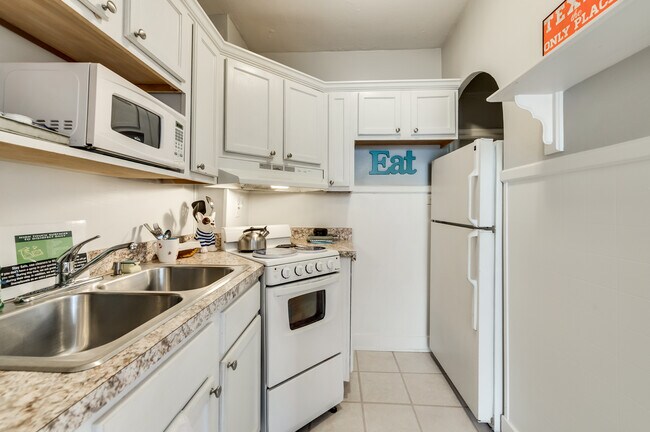 Foto del edificio - 5746 Vickery Blvd