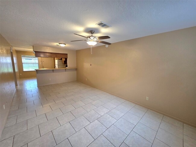 Building Photo - 1617 Hazelwood St