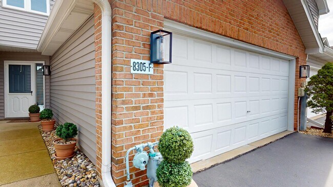 Foto del edificio - 8305 High Point Cir