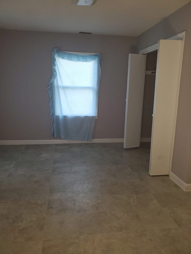 Foto del edificio - 113 Woodlawn Ave