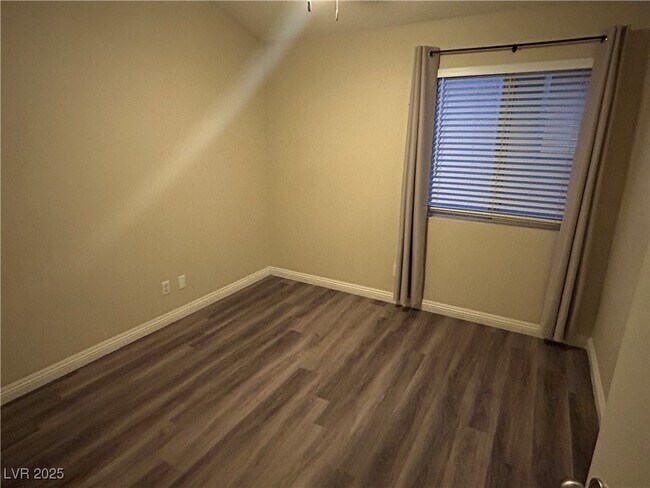 Building Photo - 8148 Tone St