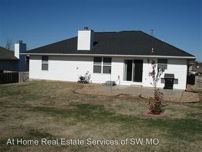 Building Photo - 3 br, 2 bath House - 3792 W Overland St