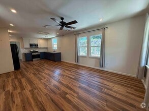 Building Photo - 400 Todhunter Ave
