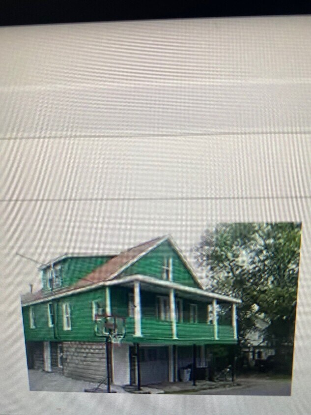 200 Dunkard Ave Unit 2, Westover, WV 26501 Apartments in Westover, WV