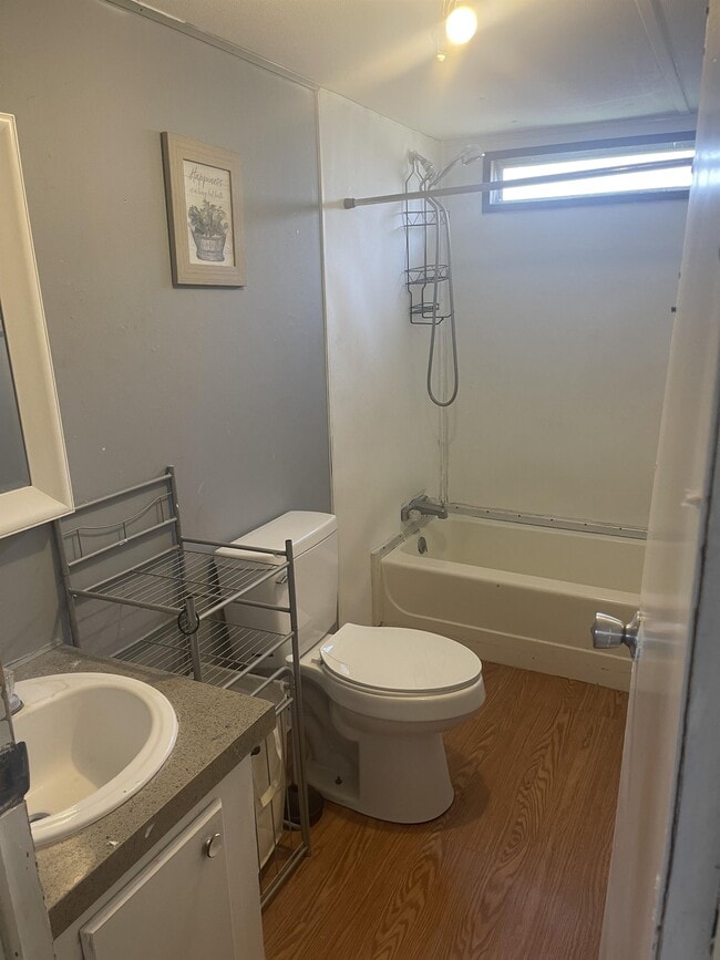 Photo - 148 Merritt Dr House