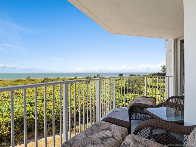 Building Photo - 2700 N Hwy A1A