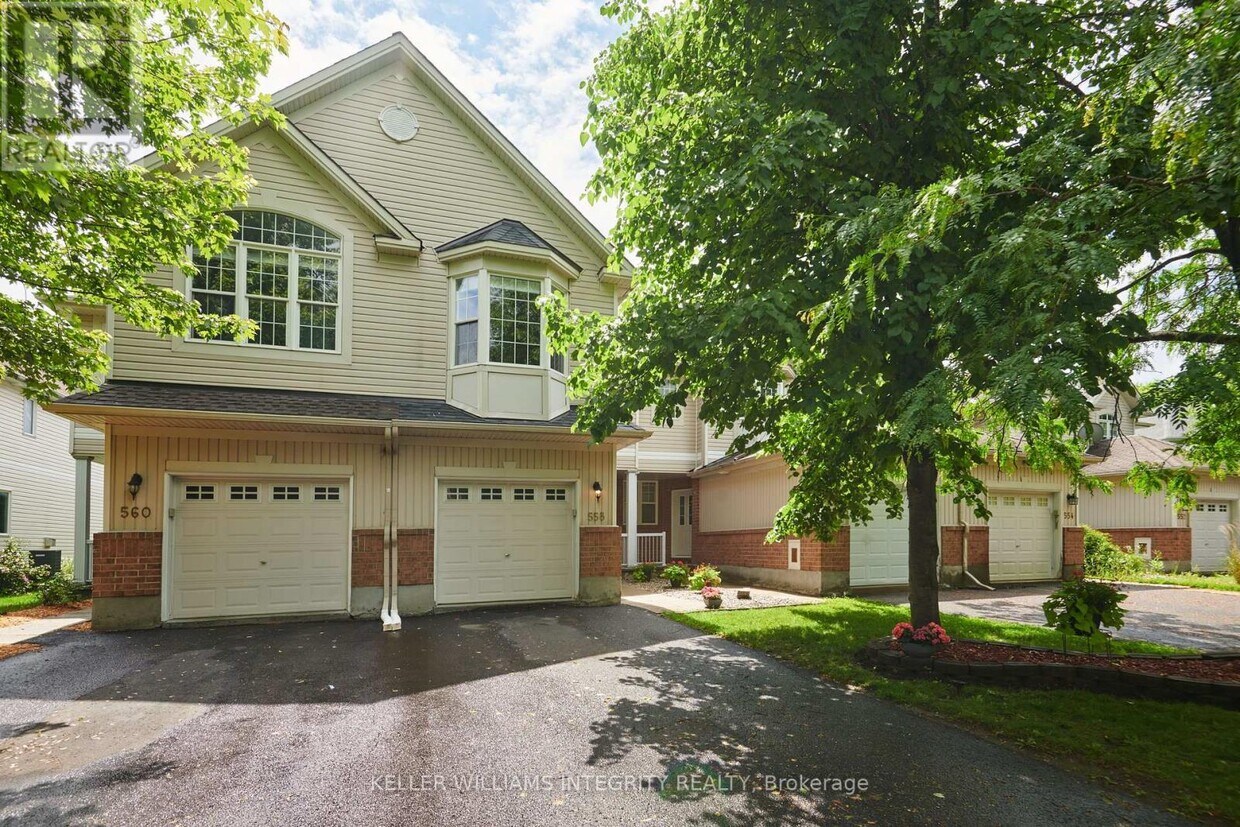 Primary Photo - 558 Aberfoyle Cir