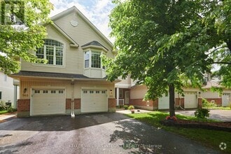Building Photo - 558 Aberfoyle Cir