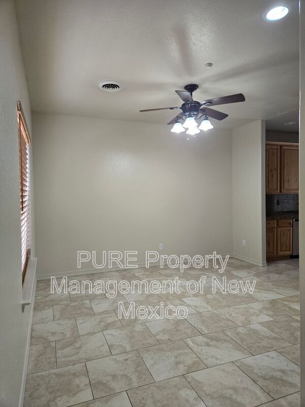 Foto del edificio - 3900 N Butler Ave