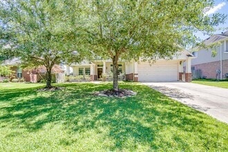 Building Photo - 14015 Blue Vista Dr