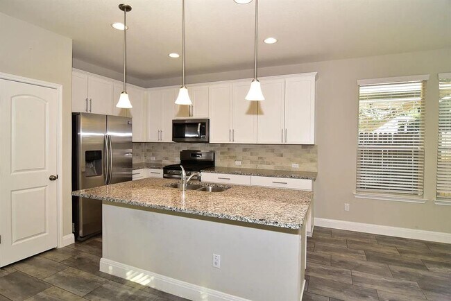 Foto del edificio - 1050 Kenney Fort Crossing