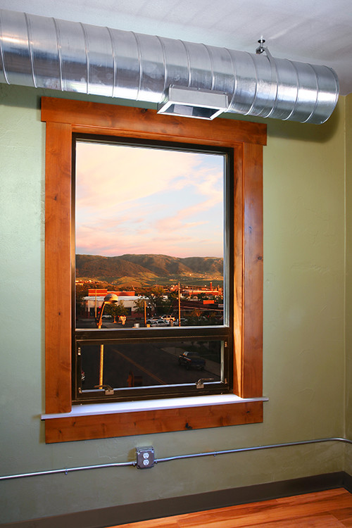 Foto del edificio - 120 W 1st St
