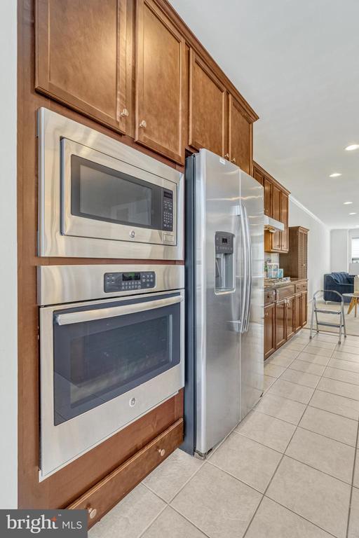 Building Photo - 42272 Hampton Woods Terrace