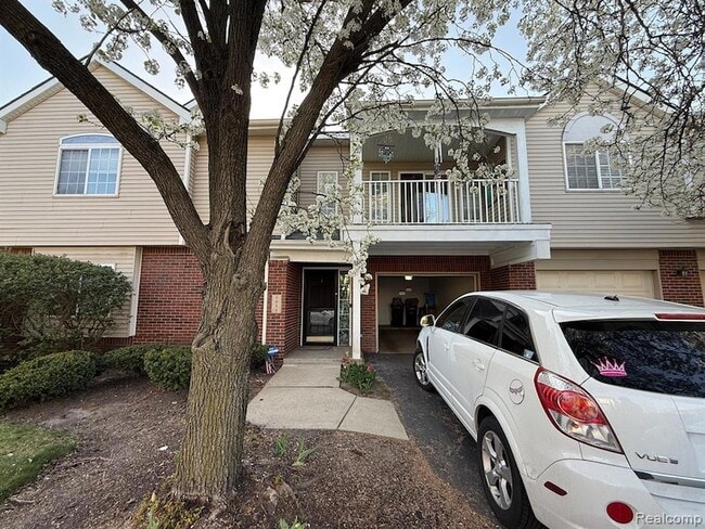 Building Photo - 3635 Reeves Dr