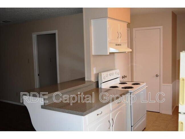 Foto del edificio - 516 Billie Ruth Ln