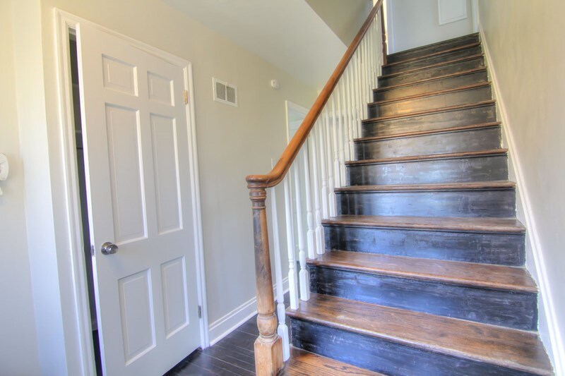Foto principal - 5365 Trailview Dr