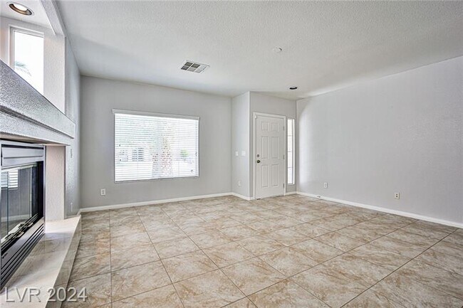 Foto del edificio - 6586 W Camero Ave
