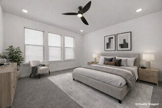 Building Photo - 9332 Waller St