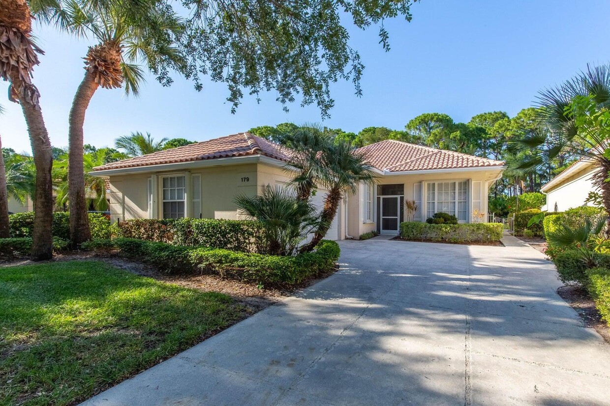 Foto principal - 179 E Tall Oaks Cir