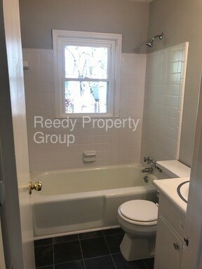 Building Photo - 115 Rasor Dr