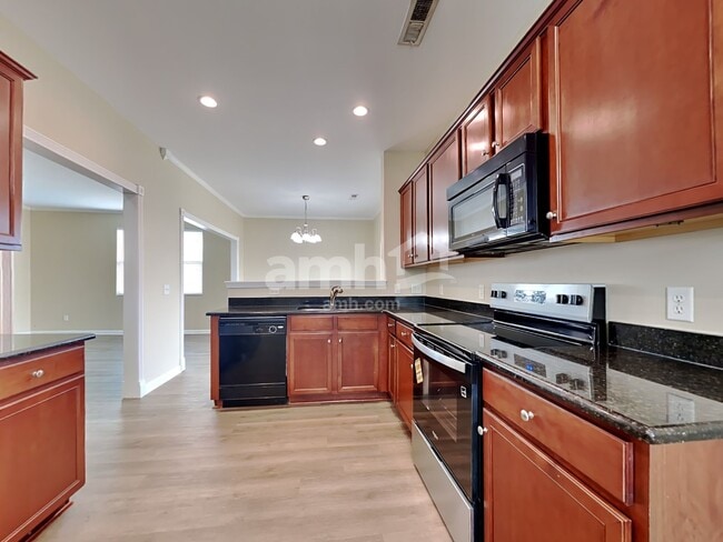 Foto del edificio - 4828 Pitkin Ave