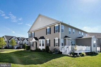 Building Photo - 312 W Boulder Dr